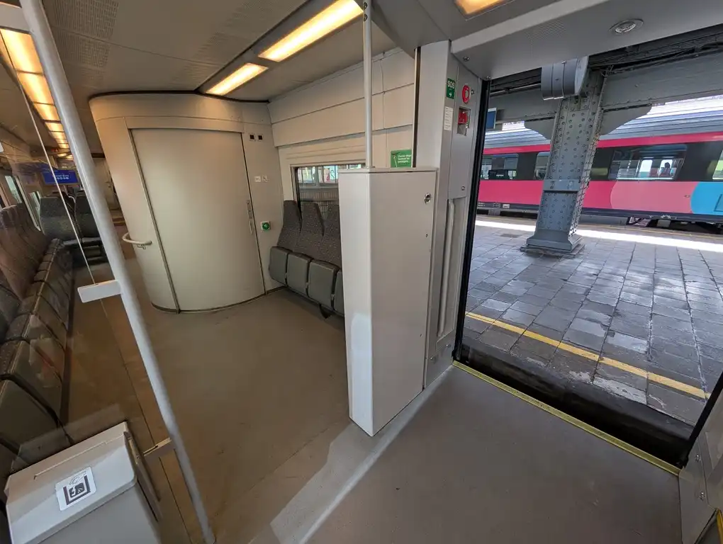 Entrance area in a Desiro train