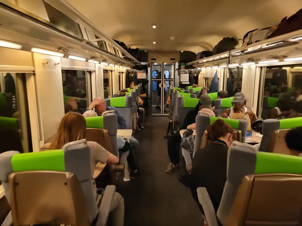 Seating carriage
