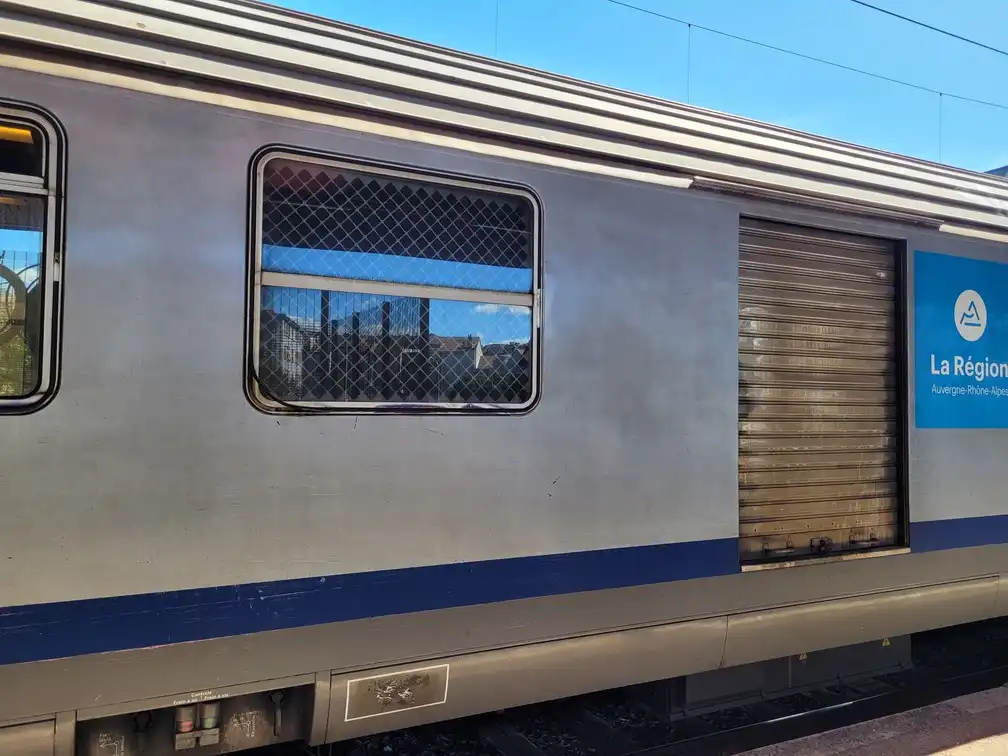 Corail carriage with a cargo room seen from outside