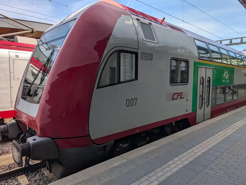 Bombardier Dosto train on a platform