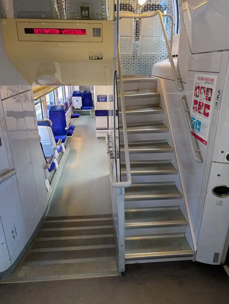 Stairs and ramp in a Coradia Duplex train