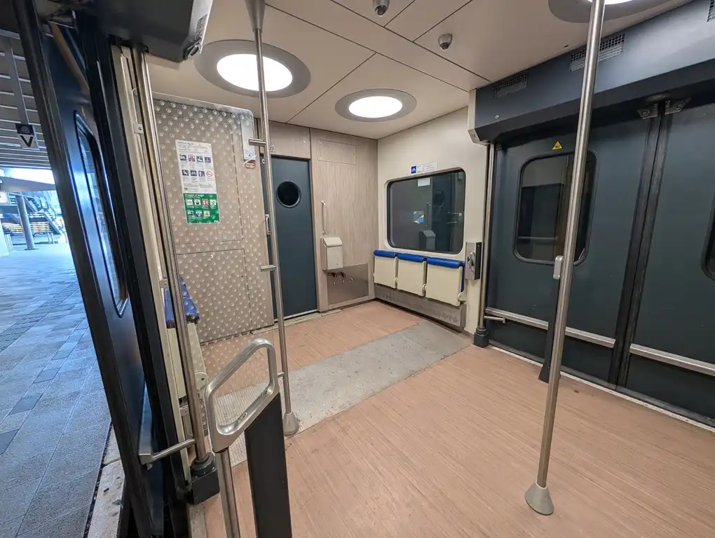 Bicycle space in a DDZ train