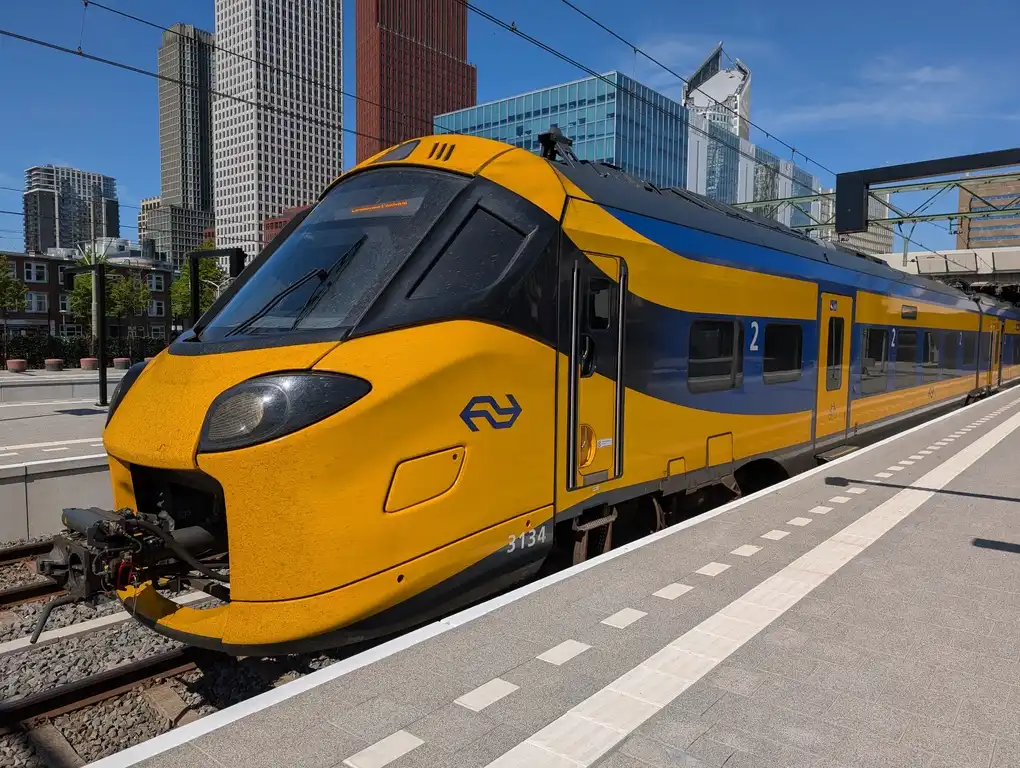ICNG train on a platform
