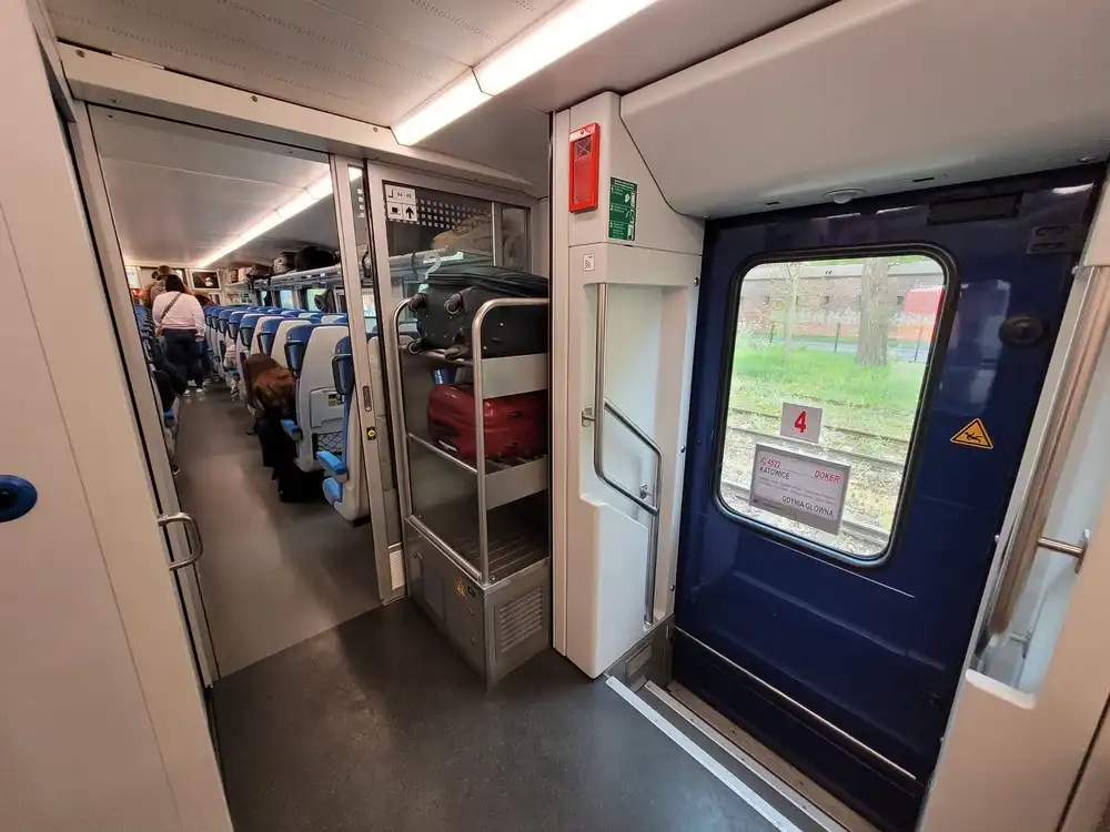 Entrance area in an intercity FLIRT 3 train