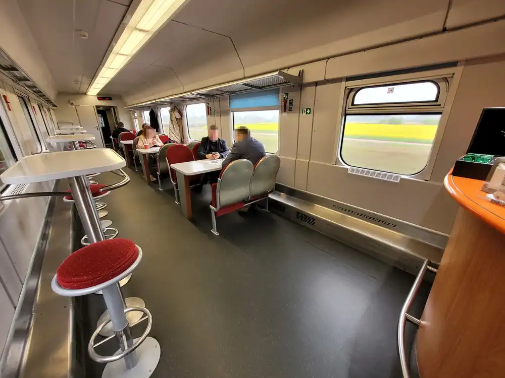 Restaurant space in an intercity train