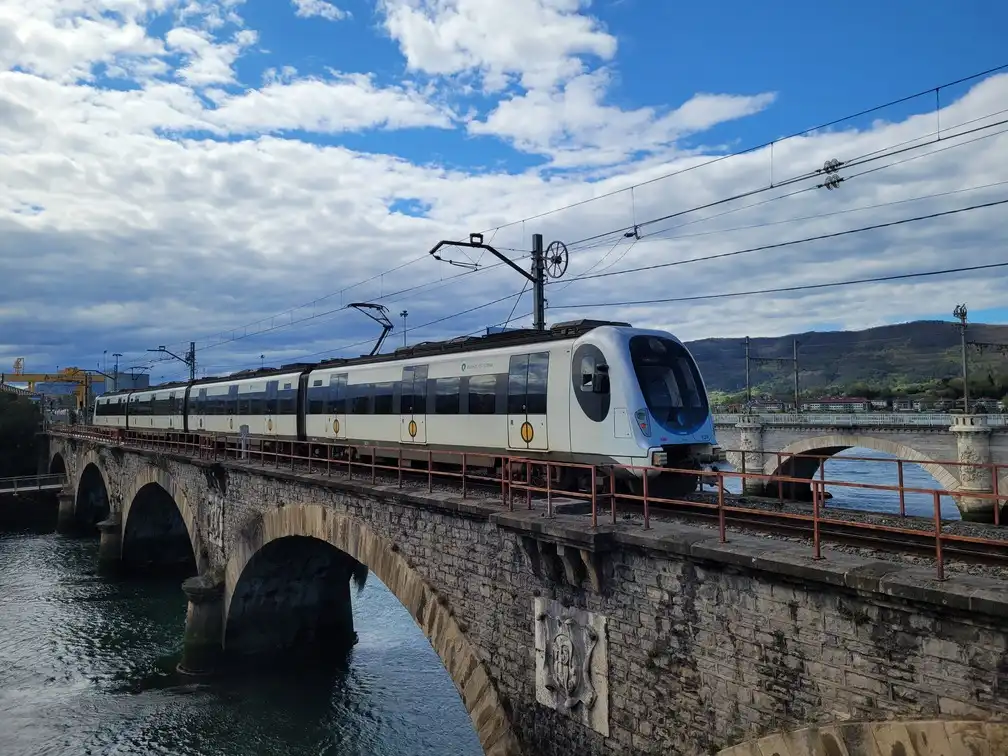 Euskotren on the French-Spanish border bridge