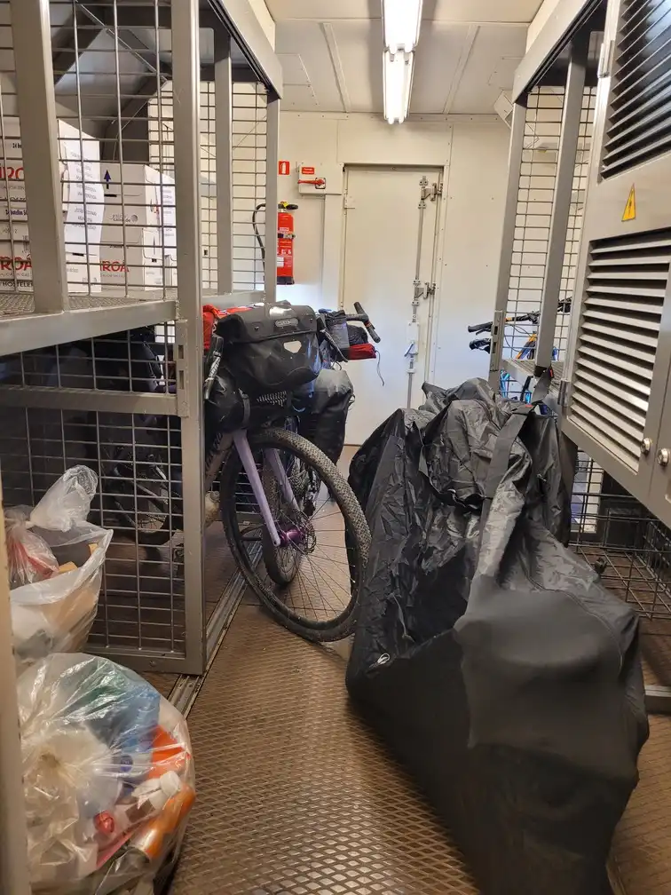 Storage room with bicycles in a Renfe Class 100 train