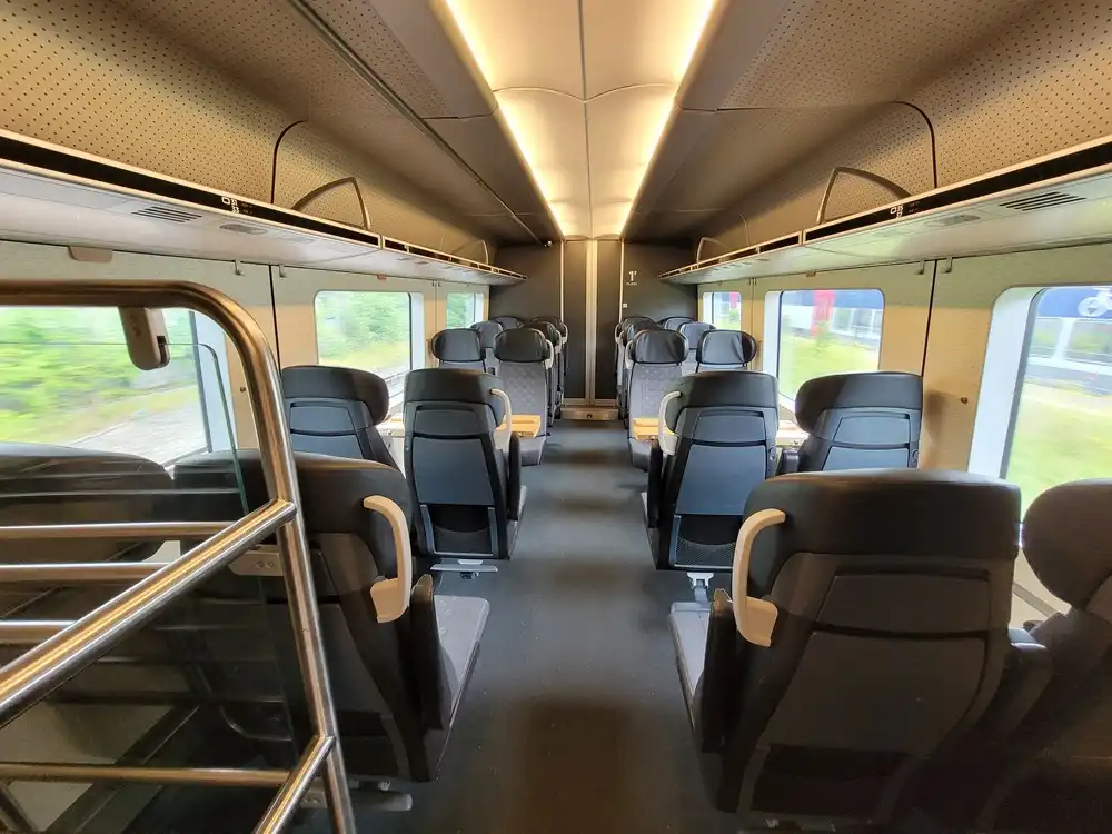 First-class seats in an Øresundståg train