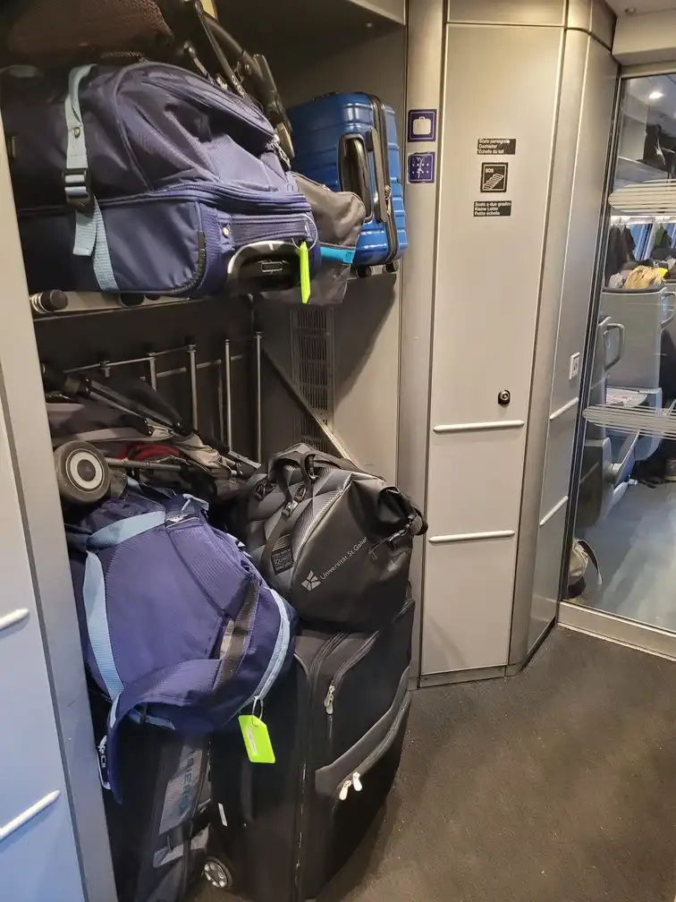 Luggage space in a New Pendolino train